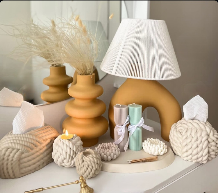 آباژور رومیزی مدرن