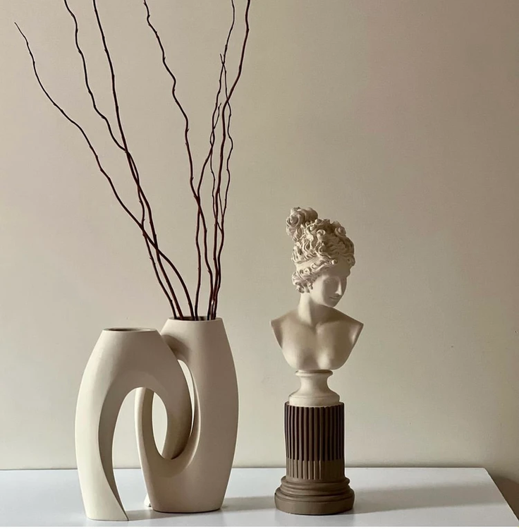 مجسمه و گلدان رومیزی