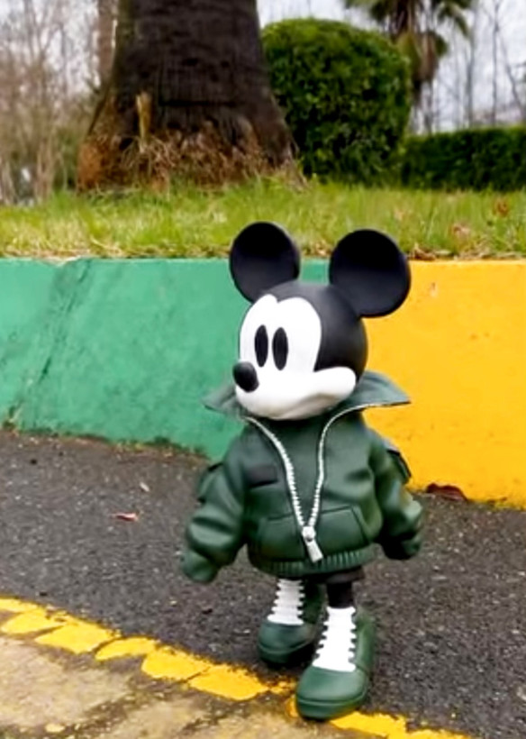 مجسمه رومیزی میکی موس پسر کد2054