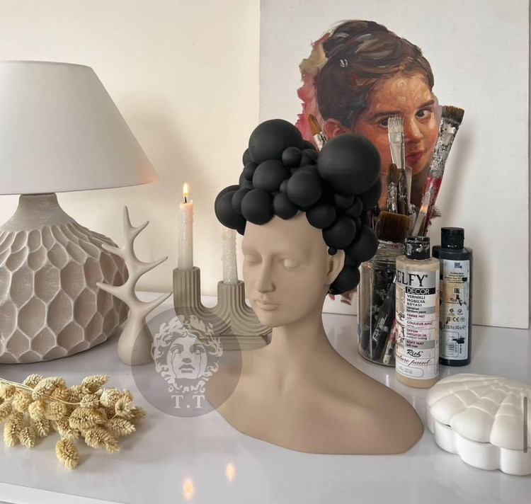 مجسمه رومیزی