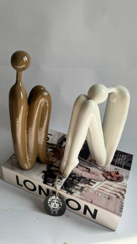 هولدر کتاب رومیزی مدل آدمک غمگین کد3042