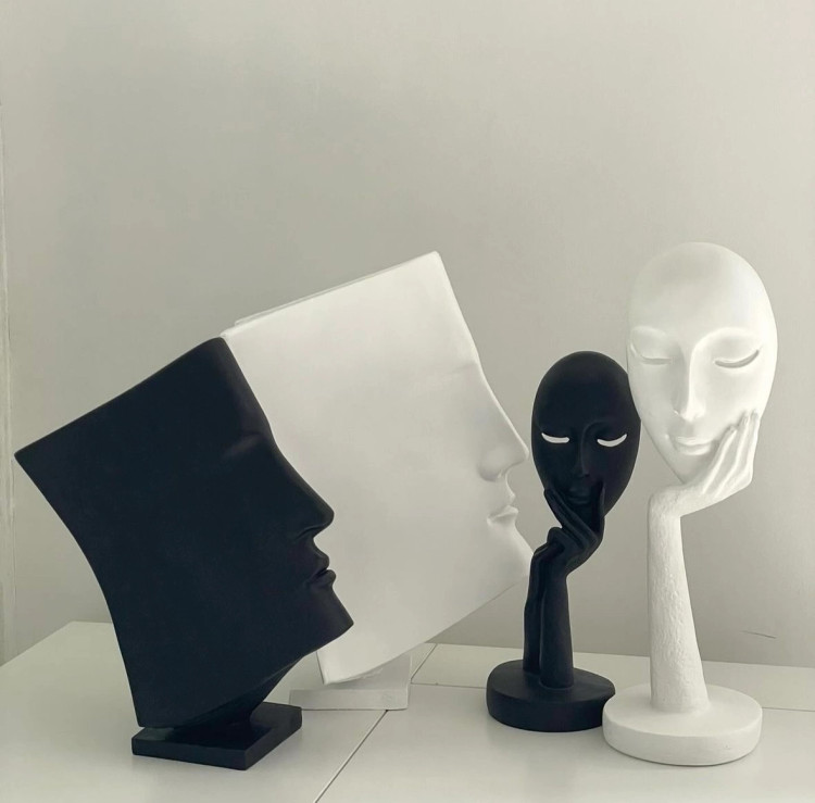 هولدر و مجسمه رومیزی