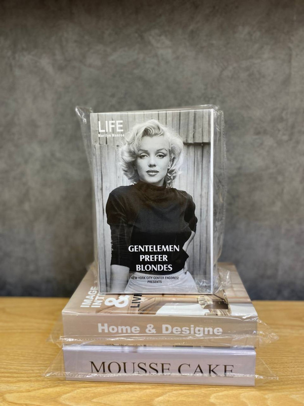 کتاب دکوراتیو