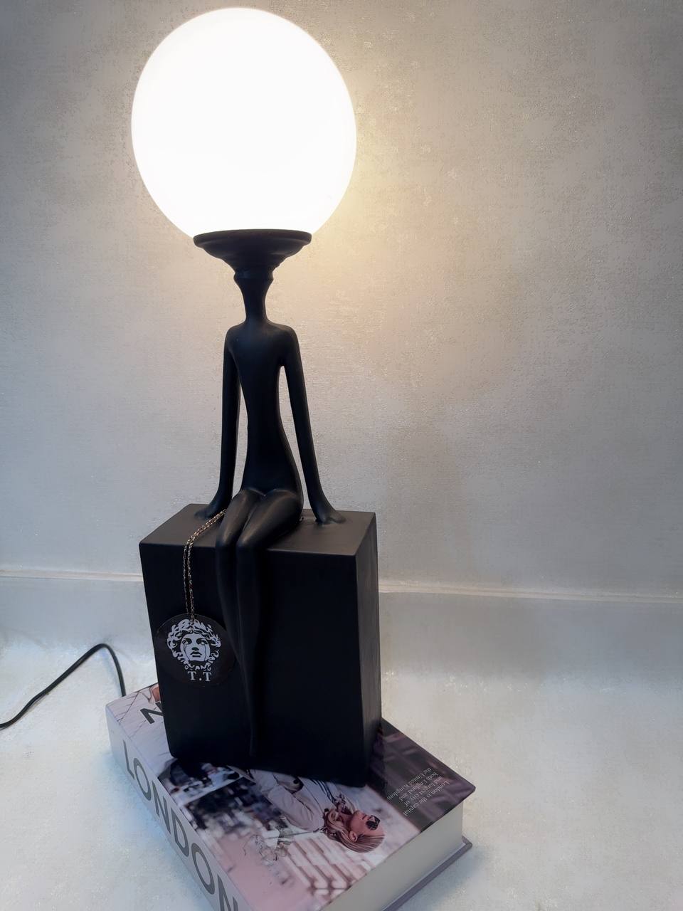 آباژور رومیزی