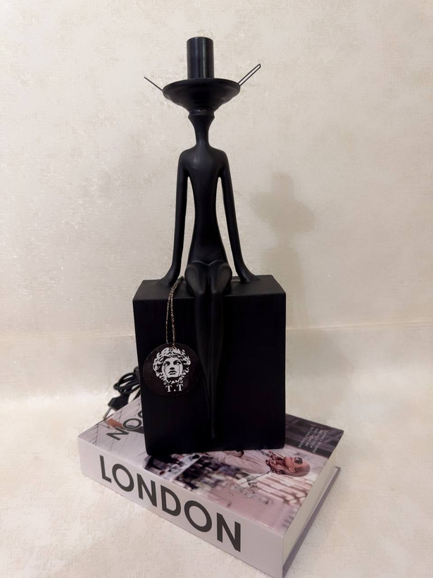 ست گلدان لبه میزی طرح و آباژور خاص فیگور کد2006