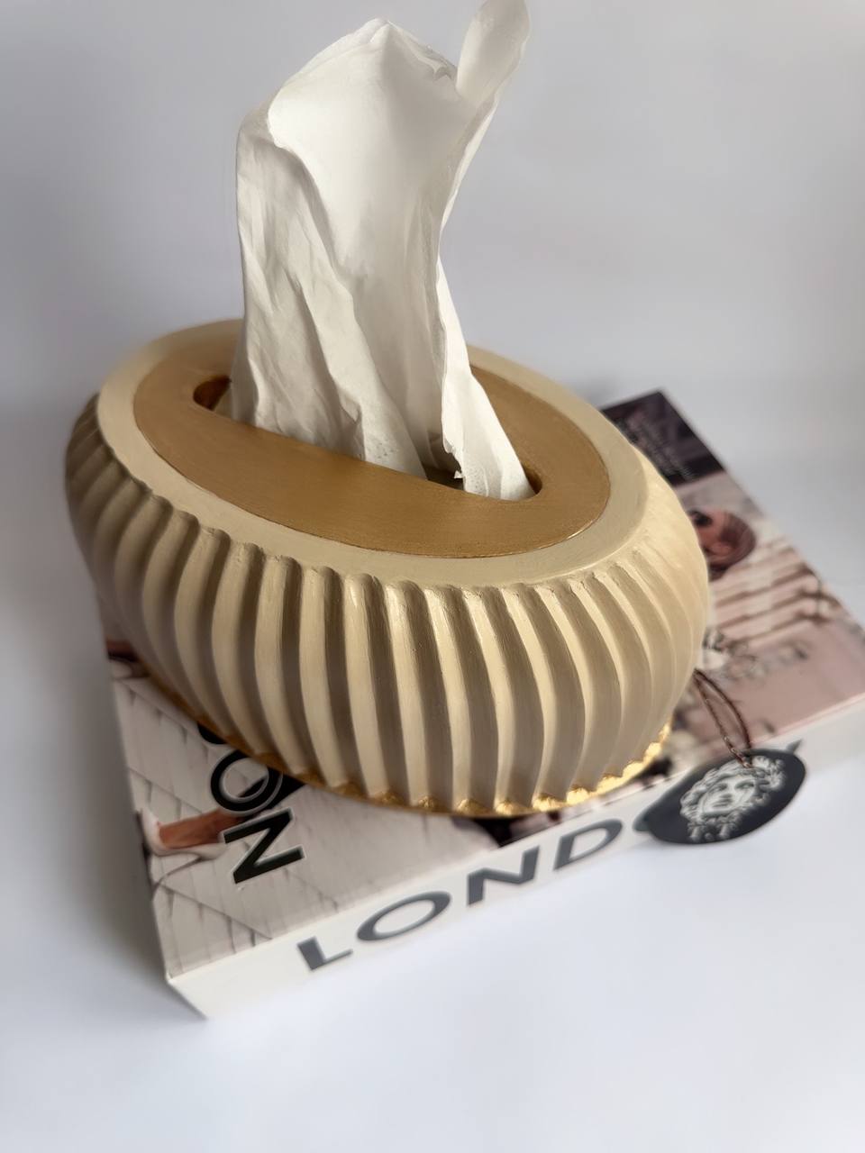 جادستمال کاغذی رومیزی