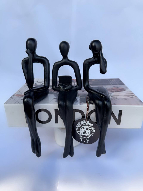 مجسمه لبه کتاب_میزی