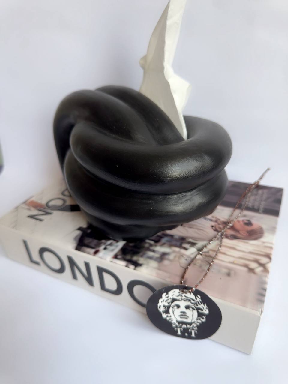 جادستمال کاغذی رومیزی