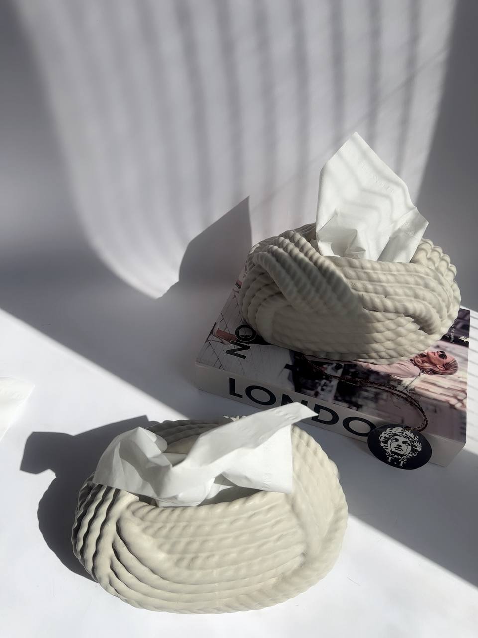 جادستمال کاغذی رومیزی