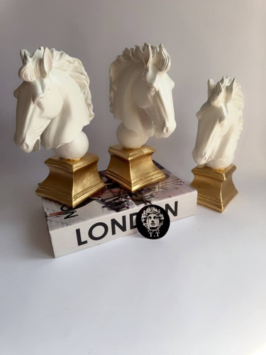 هولدر کتاب رومیزی