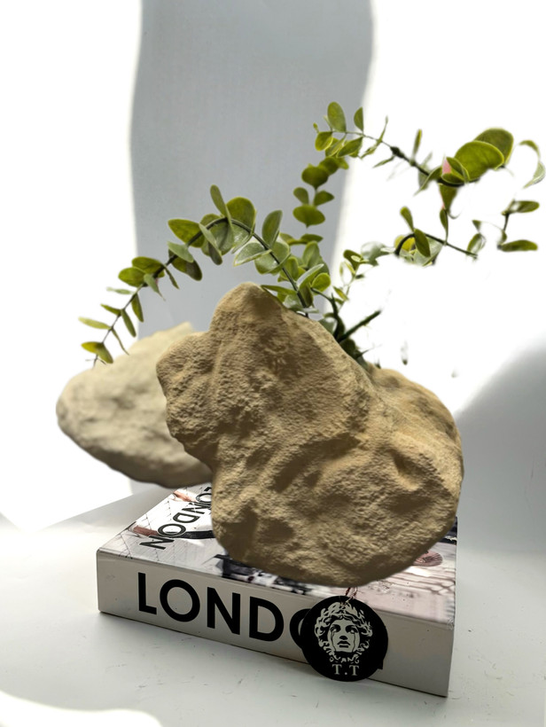 گلدان رومیزی دکوراتیو مدل سنگ صخره ای کد۳۸۳۷(دارای رنگبندی)