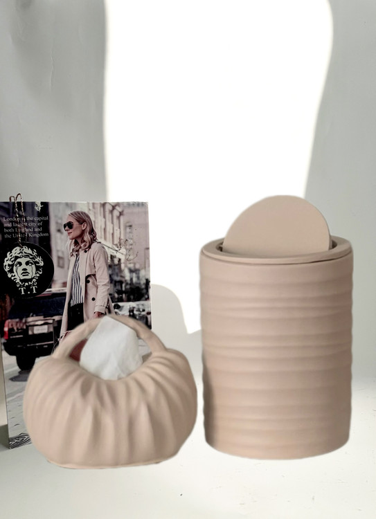 سطل و جادستمال