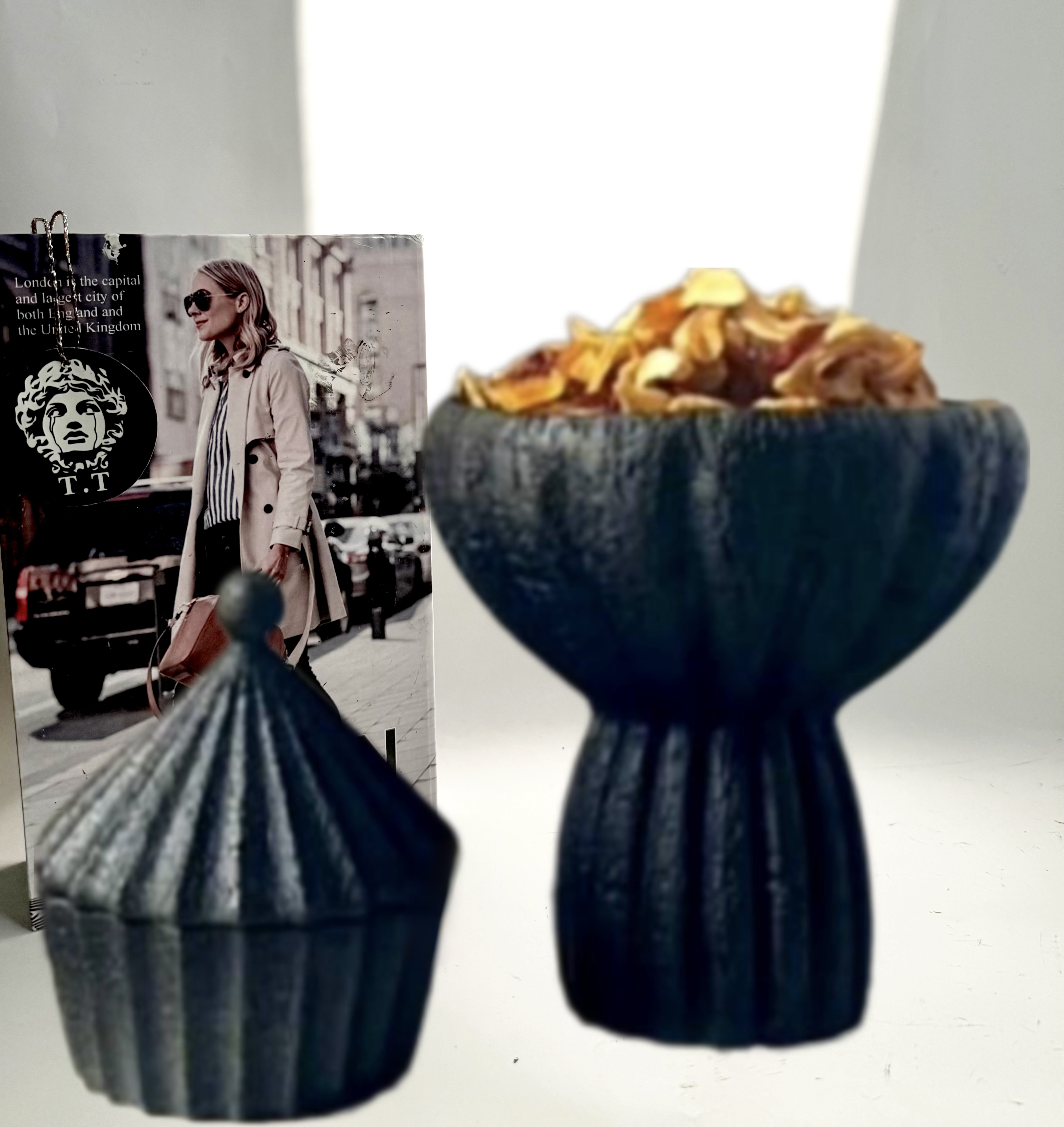 سرو میوه و تنقلات