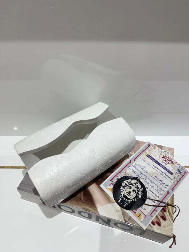 عکس خرید مشتری عزیز از سمنان (جادستمال کاغذی کتابی)