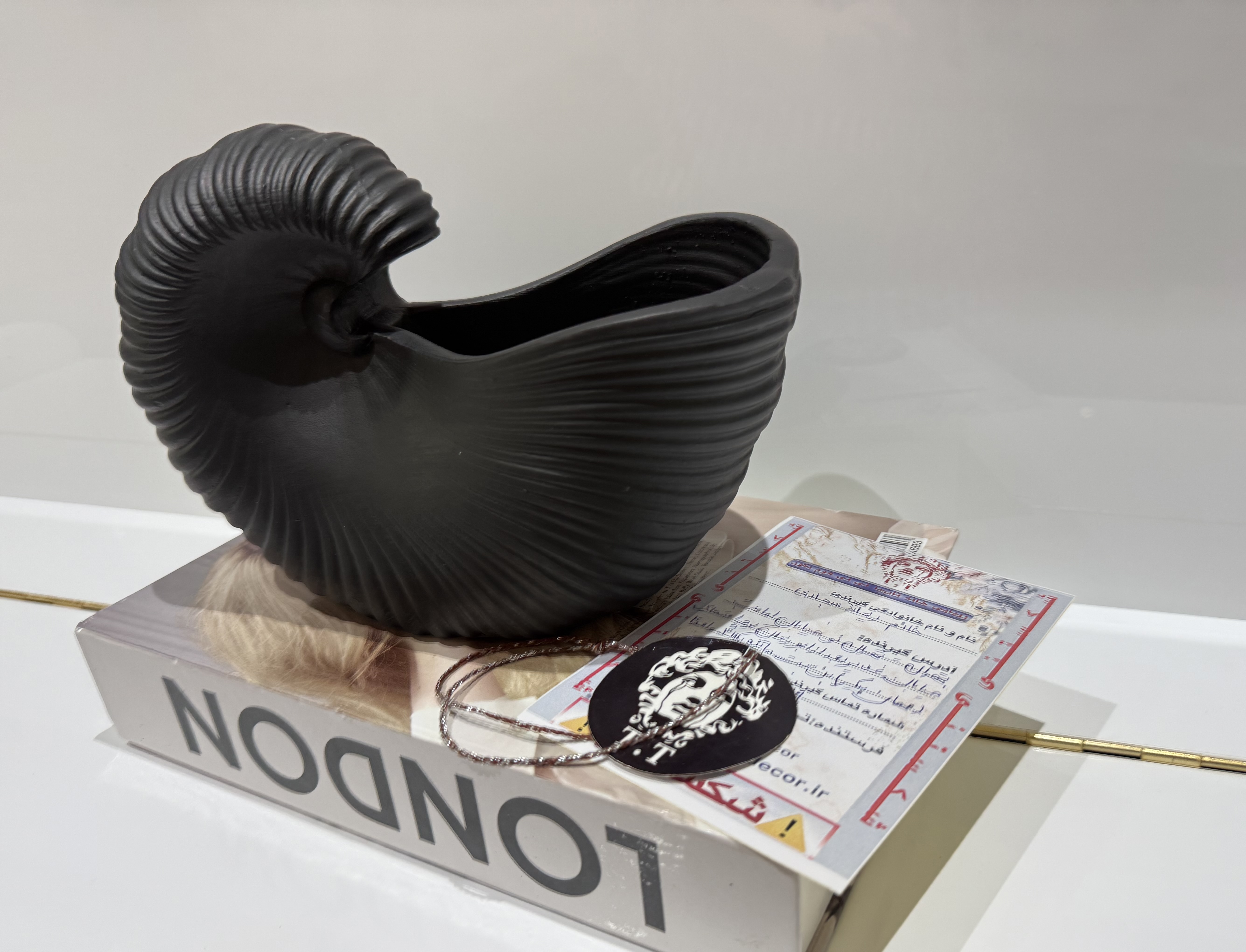 عکس خرید مشتری عزیز از تهران (گلدان صدف)