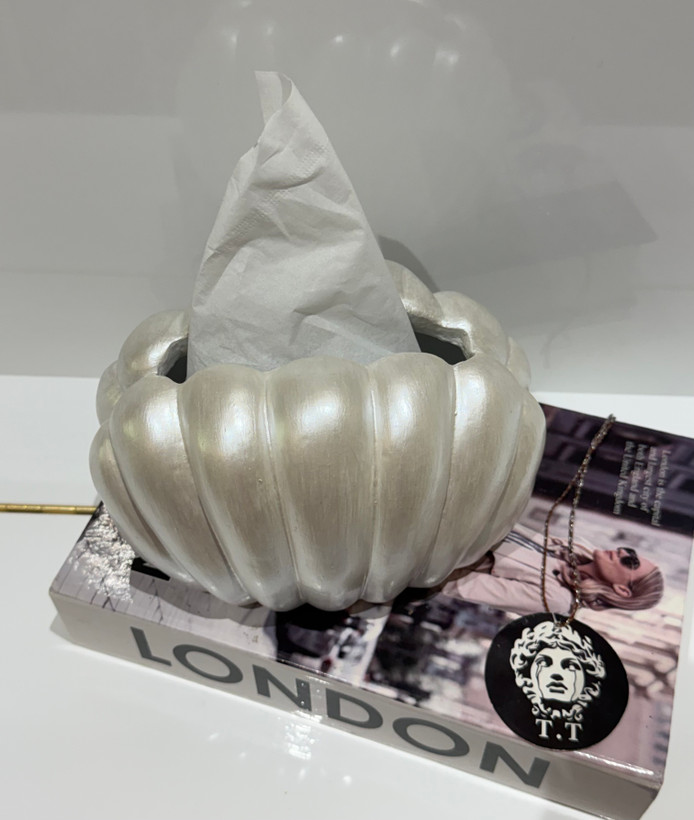 جای دستمال کاغذی رومیزی مدرن طرح صدف کد۲۵۹۳