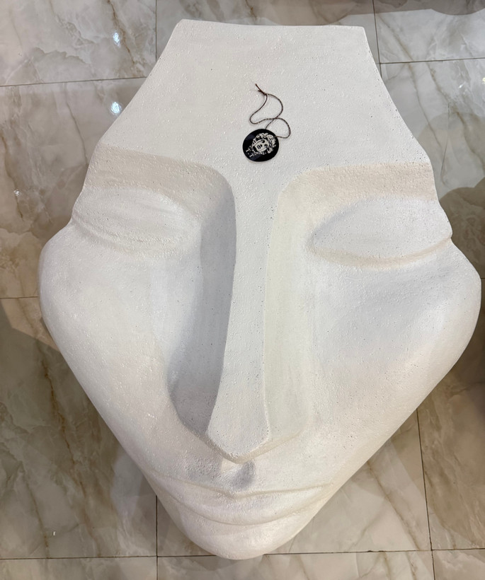 عکس خرید مشتری عزیز از تهران (میز فیس رنگ سفید)