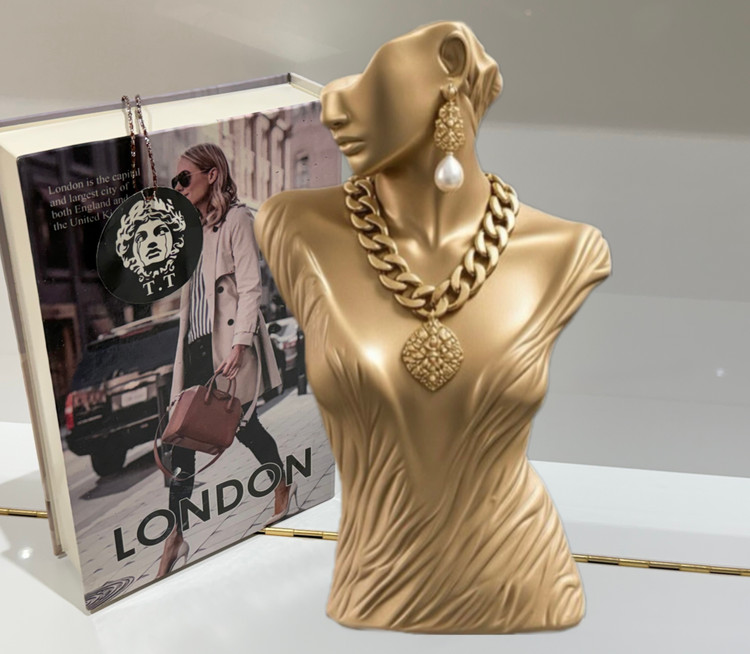 استند جواهرات/مجسمه رومیزی مدل مانکن کد4700
